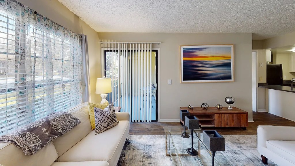 Laurel Oaks Amenities