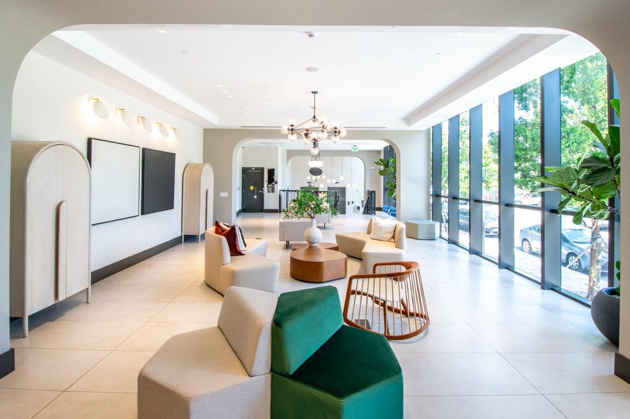 Legacy at 19th Amenities