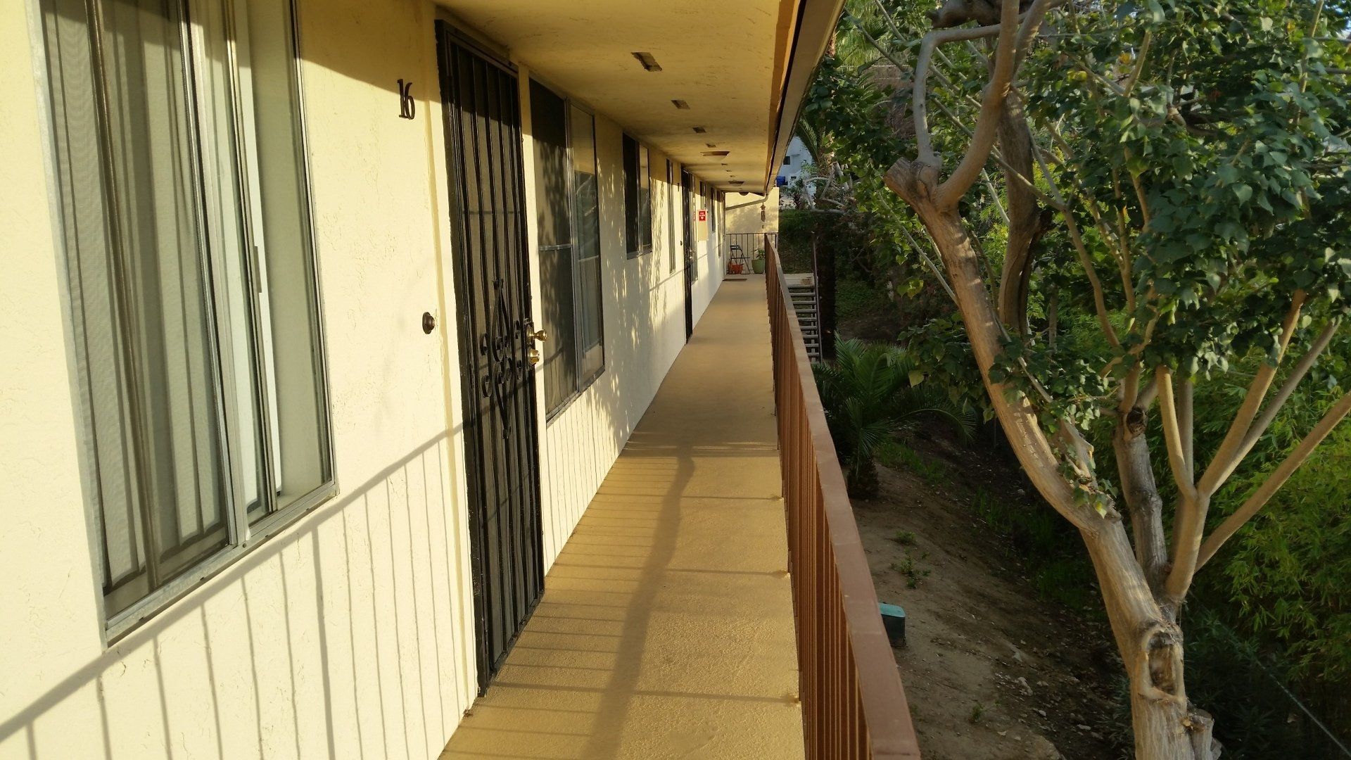 Lemon-Normal Gardens Apartments Exterior