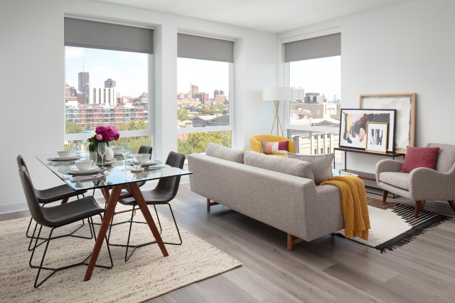 Lincoln Square Amenities