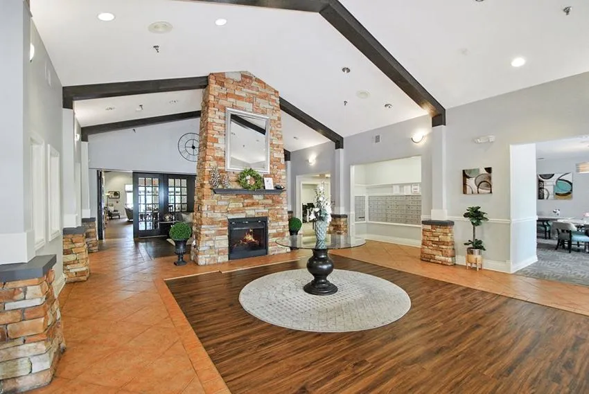 Lynden Parke Apartments Amenities