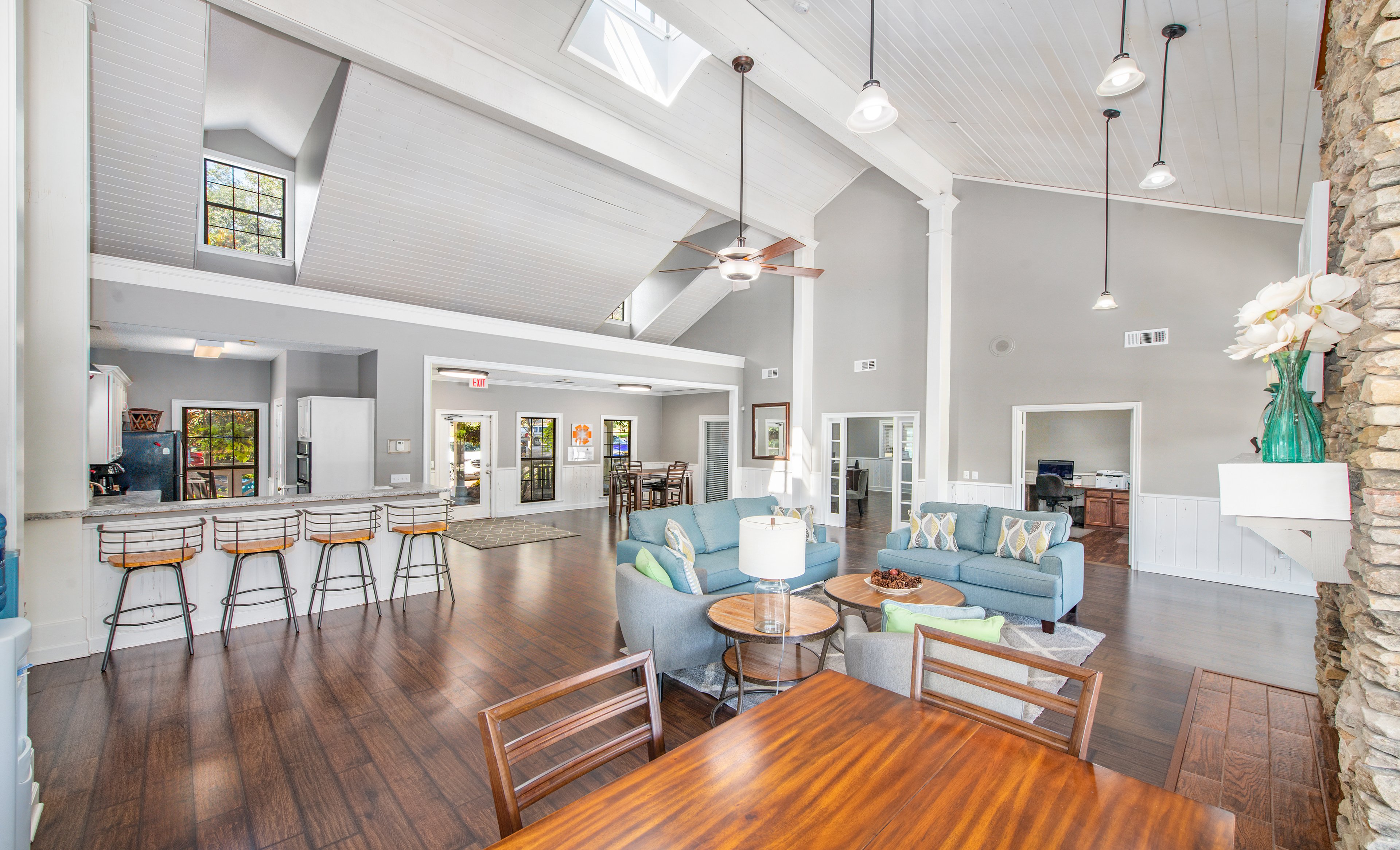 MAA Oak Grove Amenities