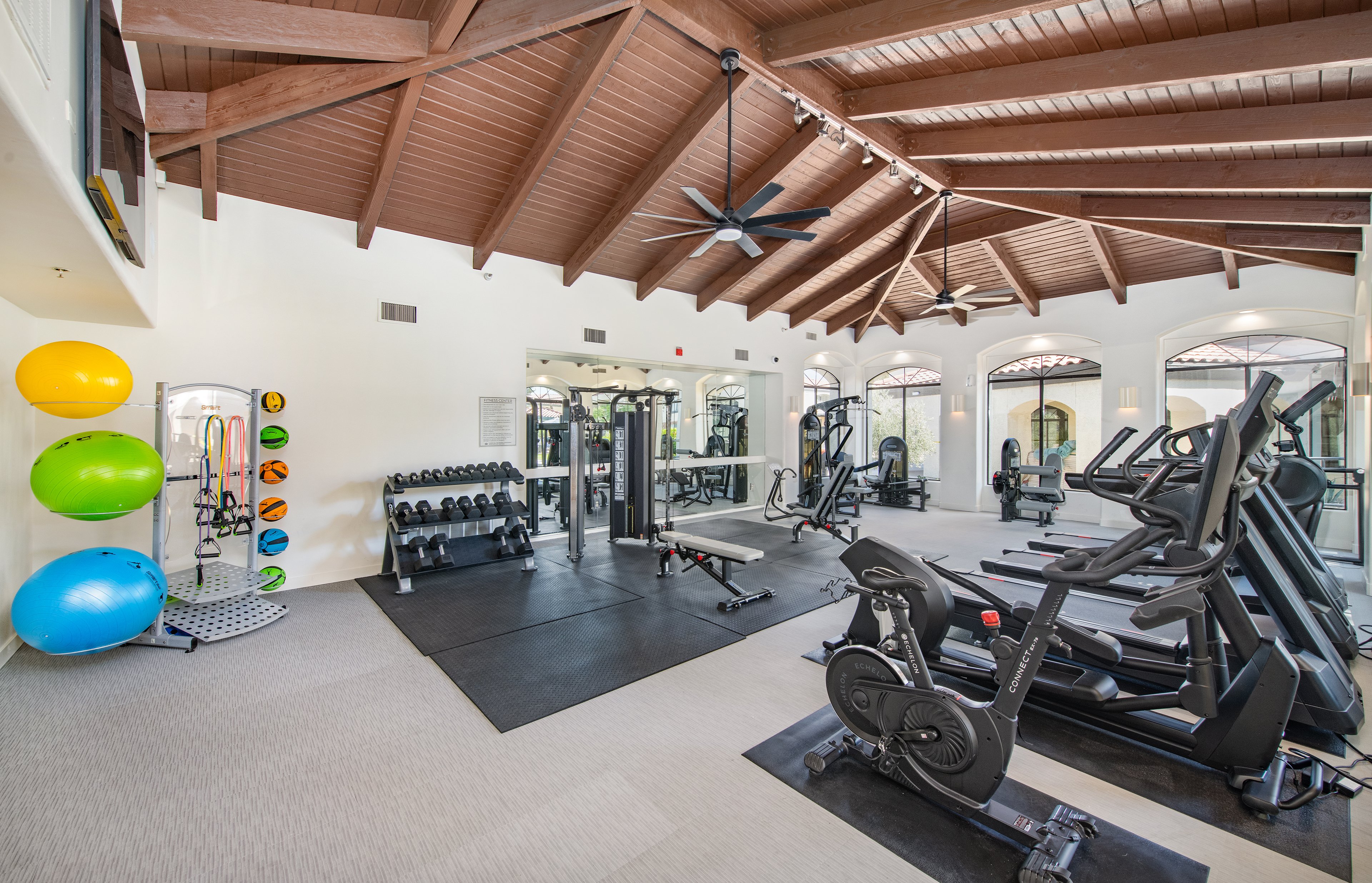 MAA Old Town Scottsdale Amenities
