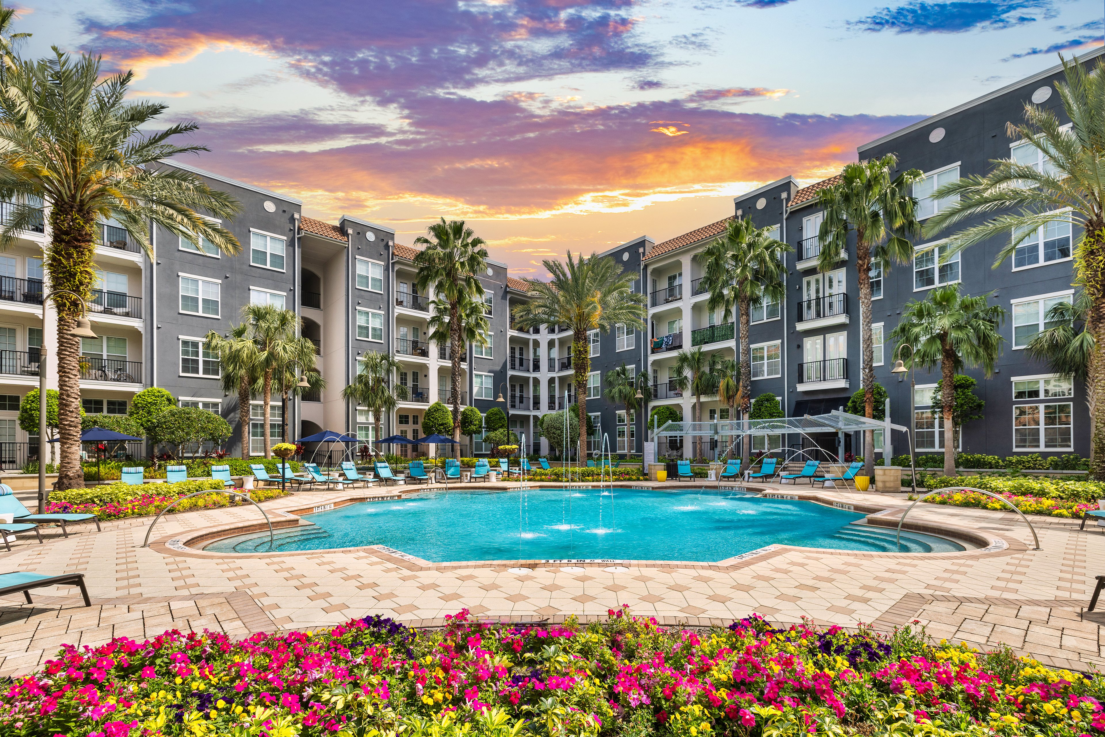 MAA SoHo Square Amenities