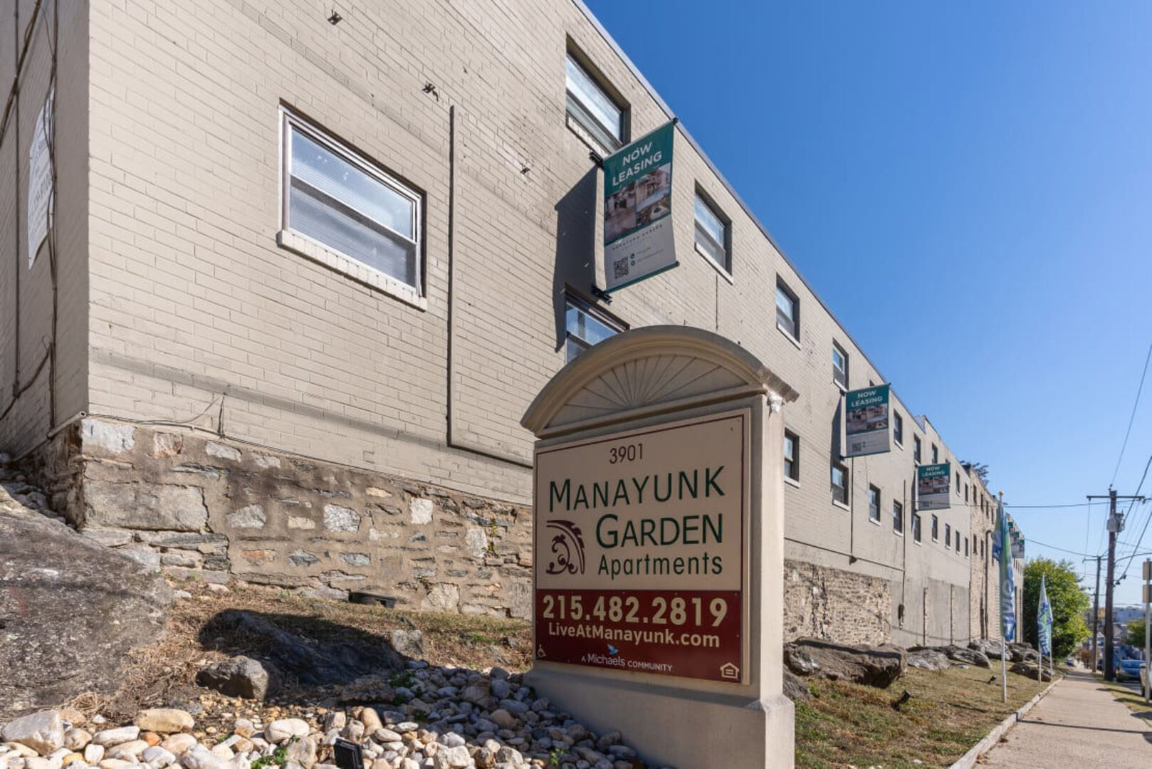 Manayunk Garden Apartments exterior