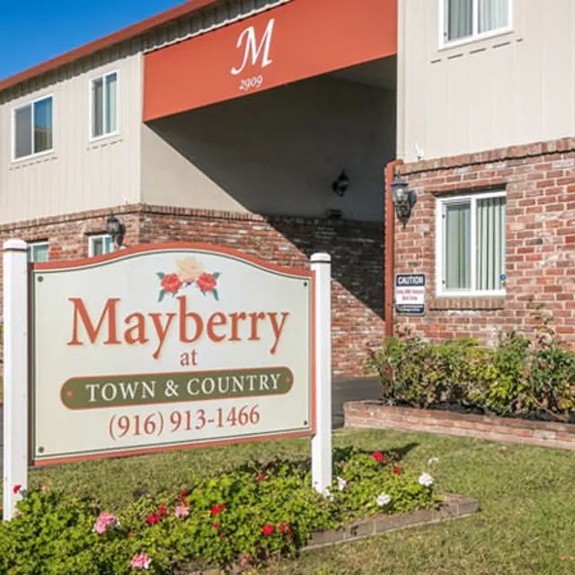 Mayberry at Town and Country Exterior
