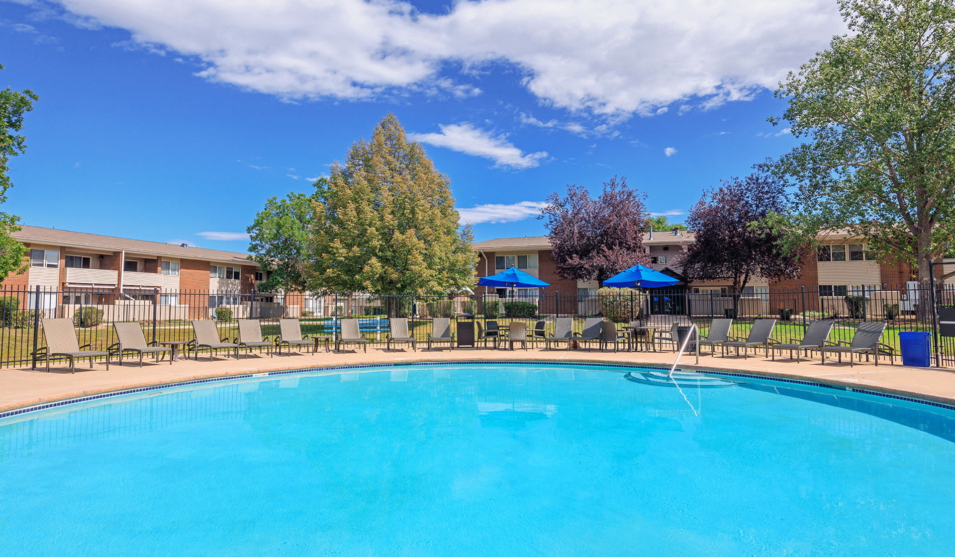 Meadow Creek Apartments exterior