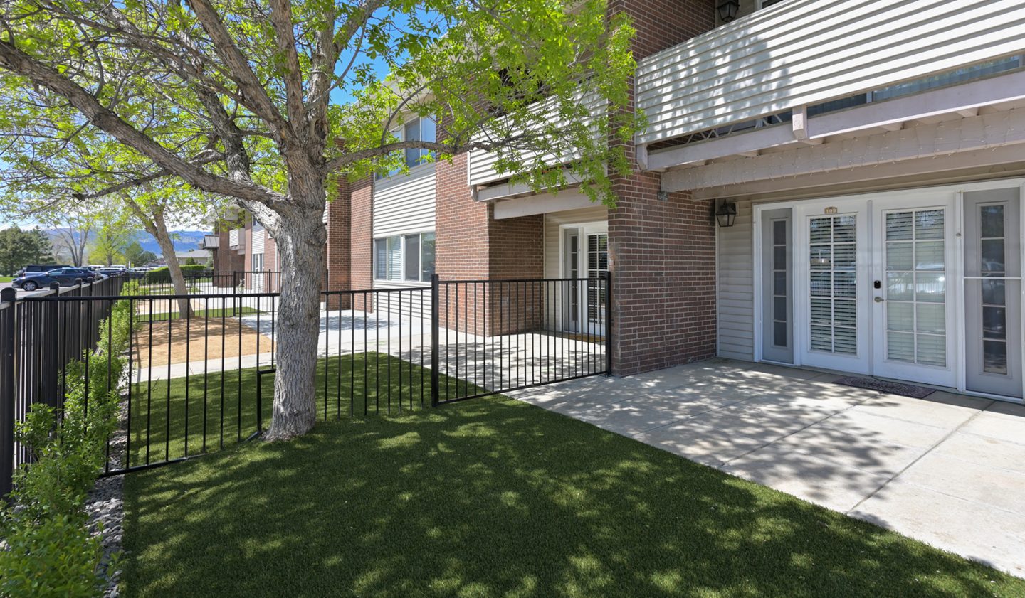Meadow Creek Apartments exterior