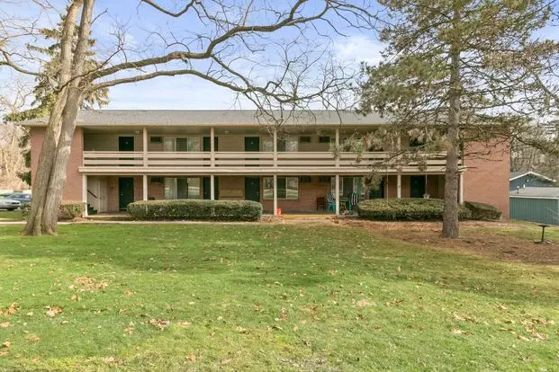 Meridian Apartments Haslett exterior