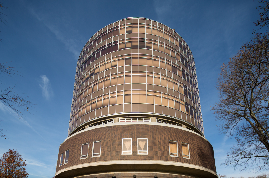 Metro Club exterior