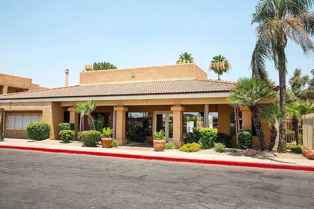Metro on Main Apartments Amenities