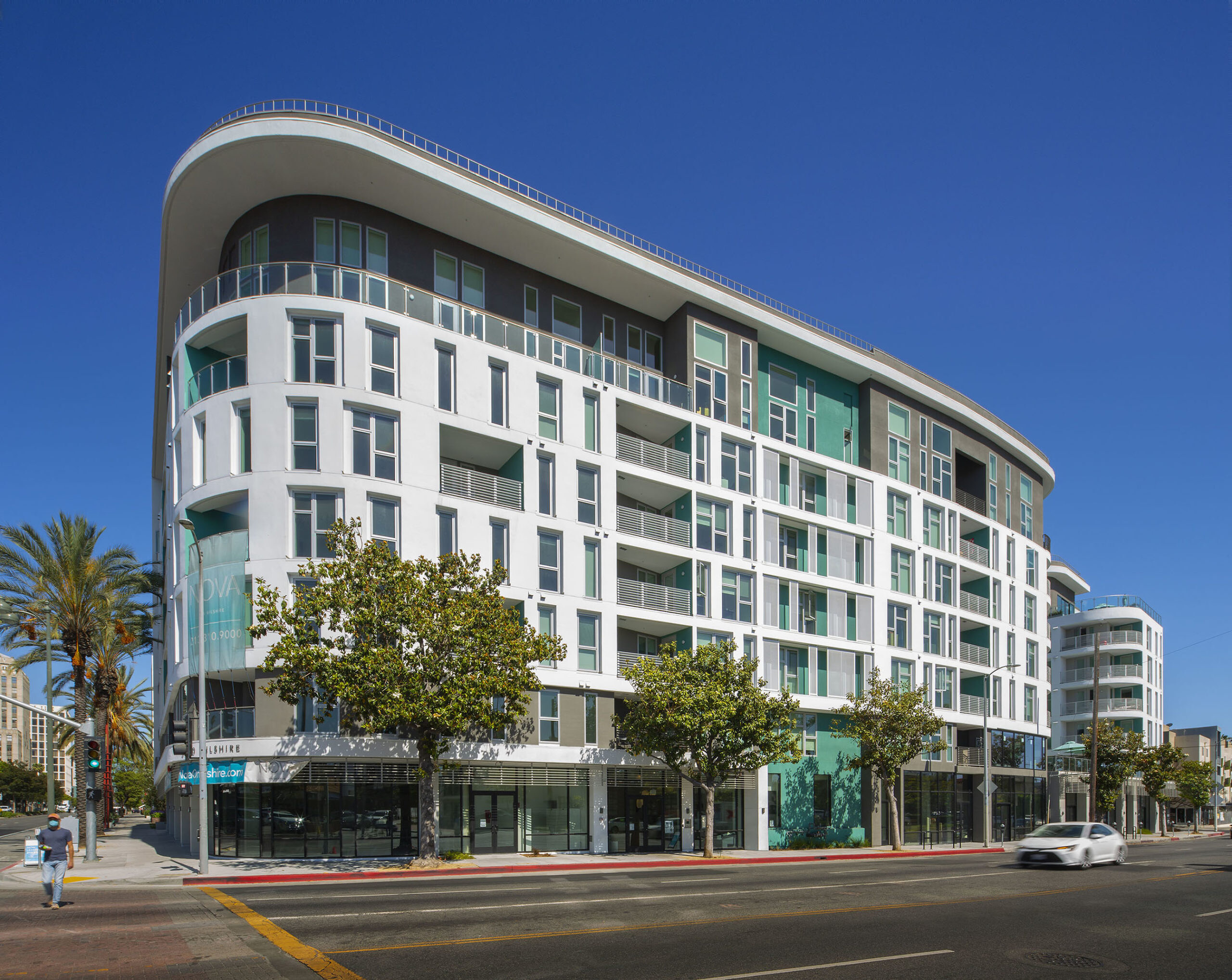Nova Apartments on Wilshire Amenities