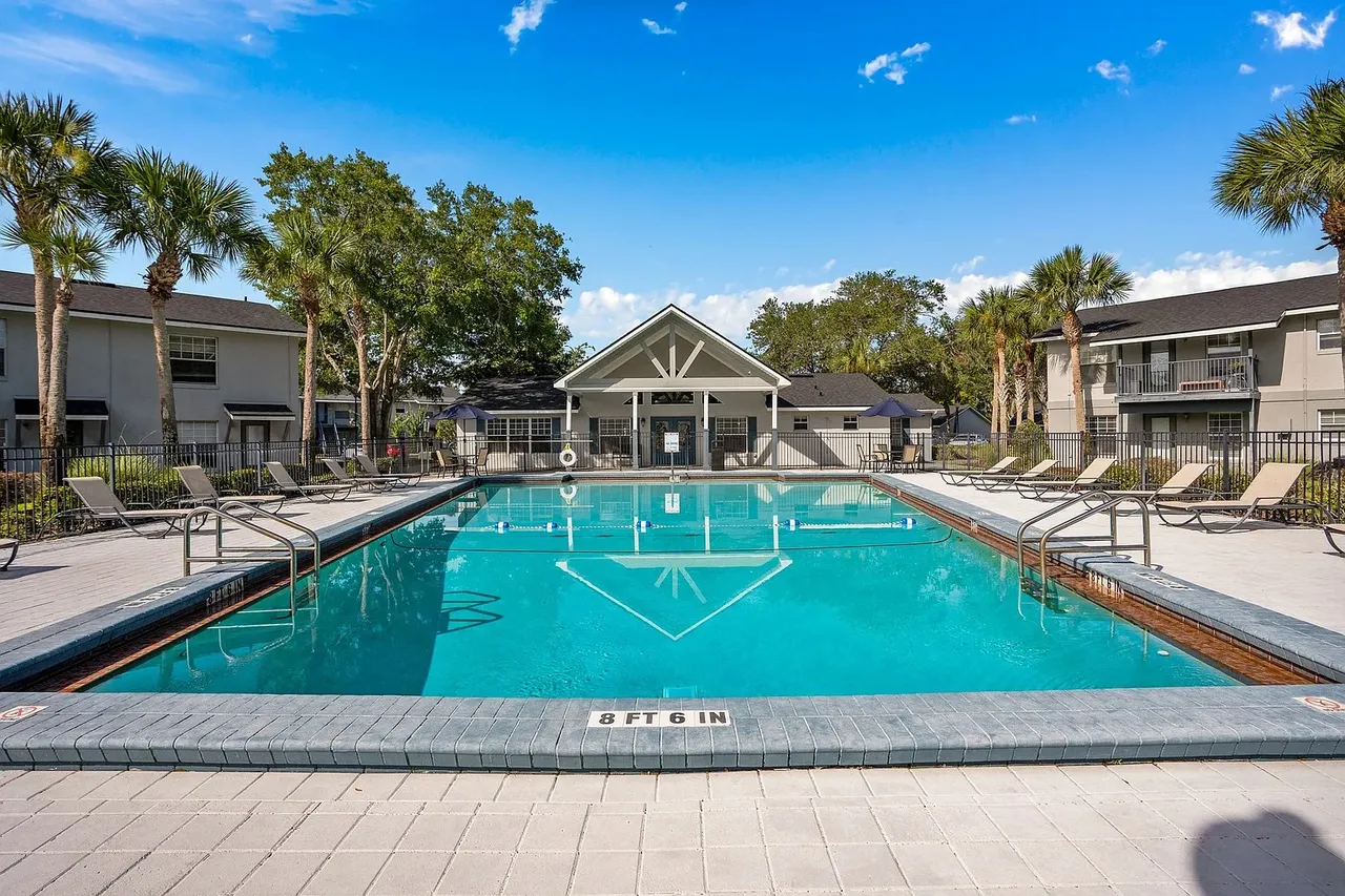 Oak Reserve at Winter Park exterior