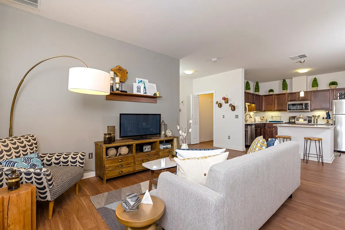 Oakcliff Apartments Amenities