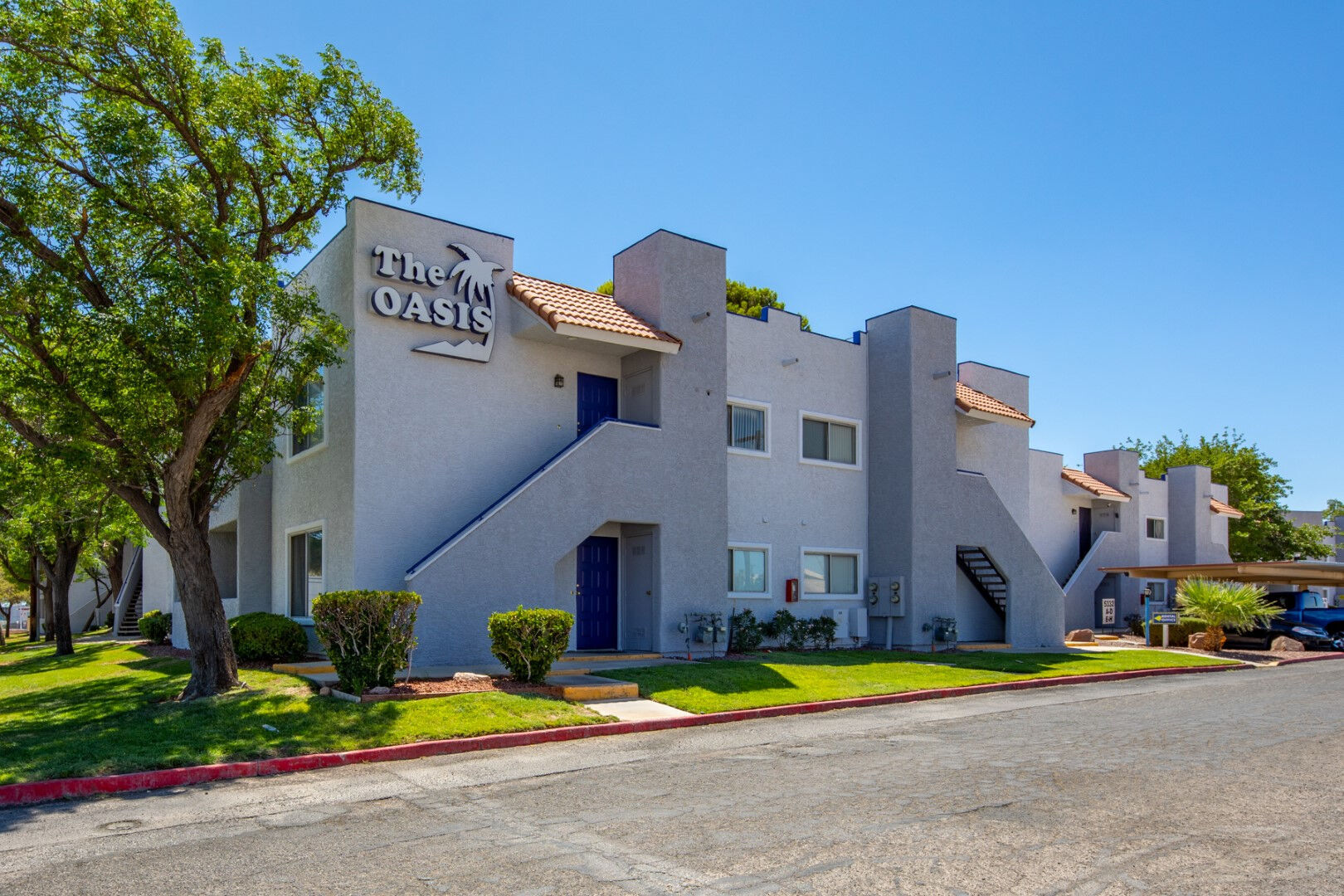 Oasis Apartments Amenities