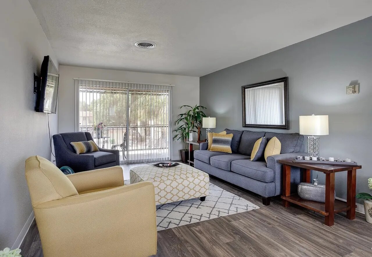 Oasis at Scottsdale exterior