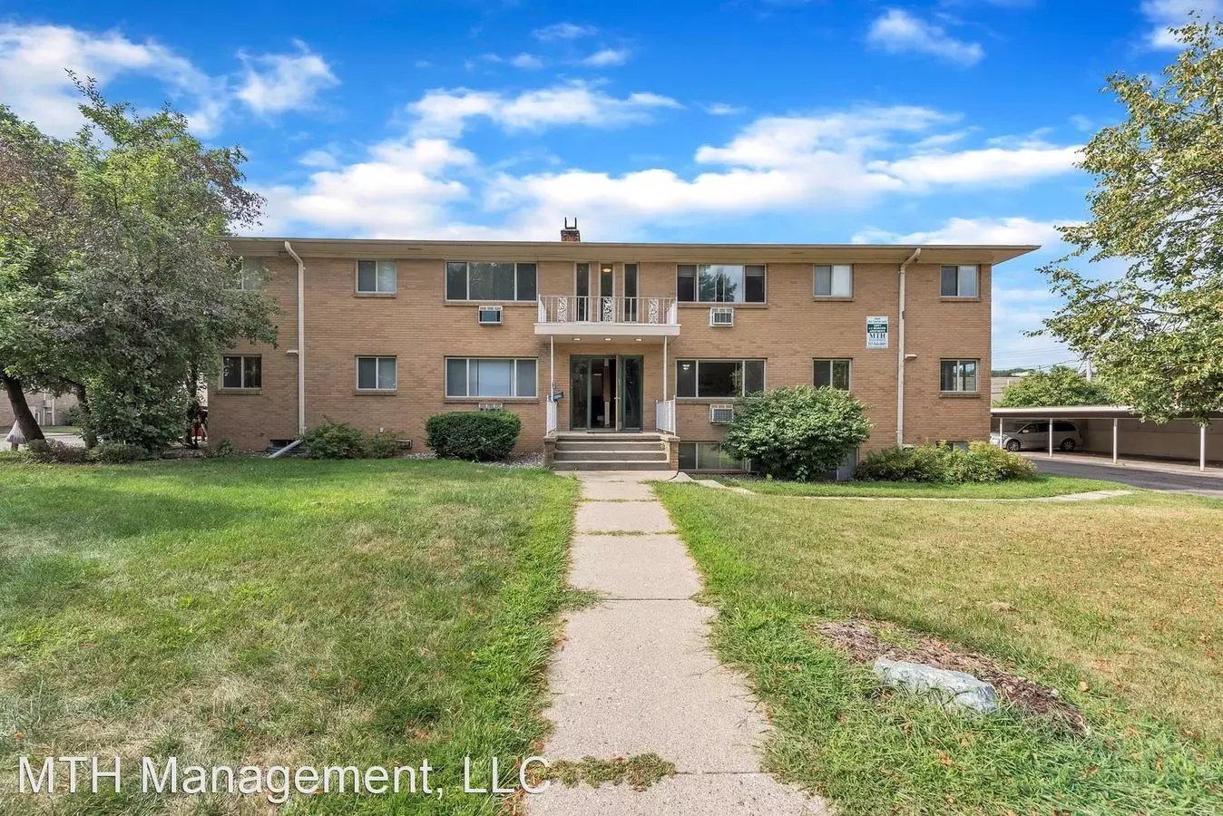 Old Canton Lane Apartments Amenities