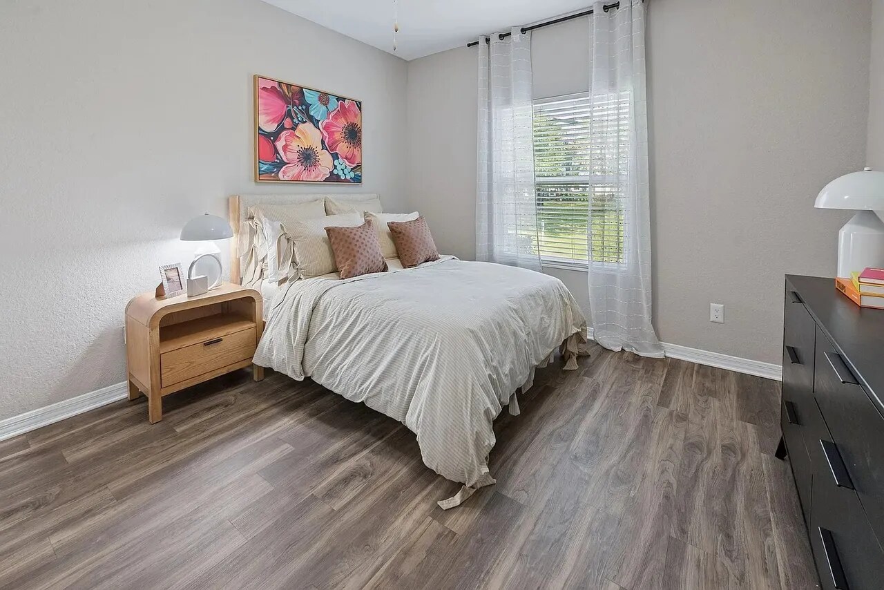 Oviedo Grove Amenities