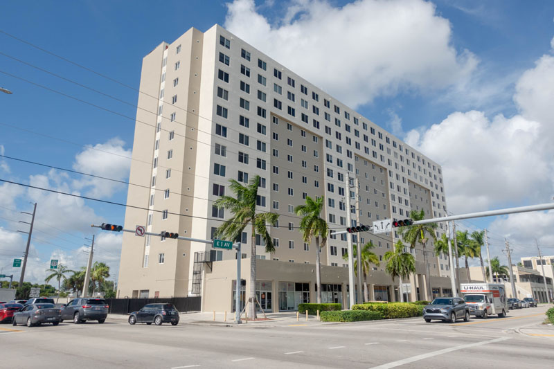Palm Centre Hialeah Amenities