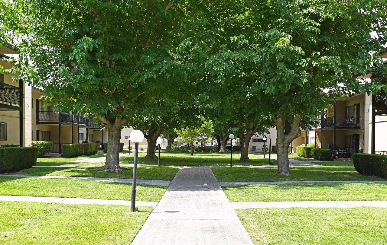 Park Arms Amenities