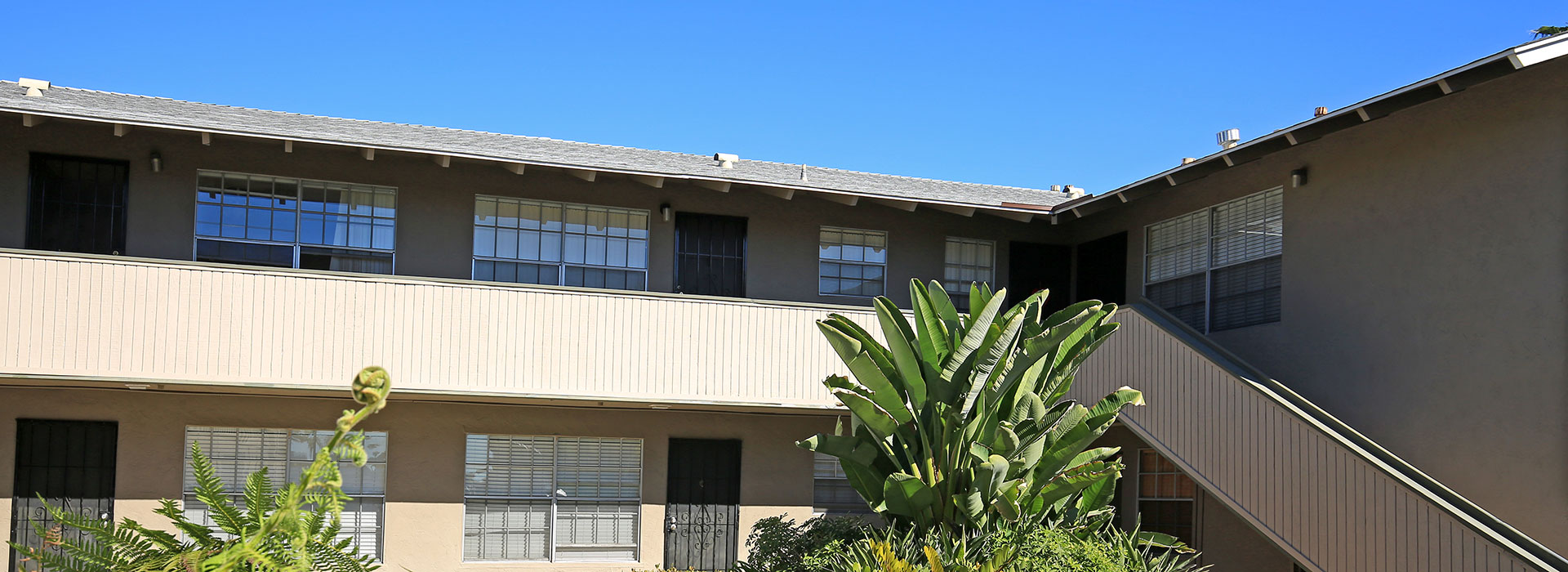 Parkway Plaza Apartments Amenities
