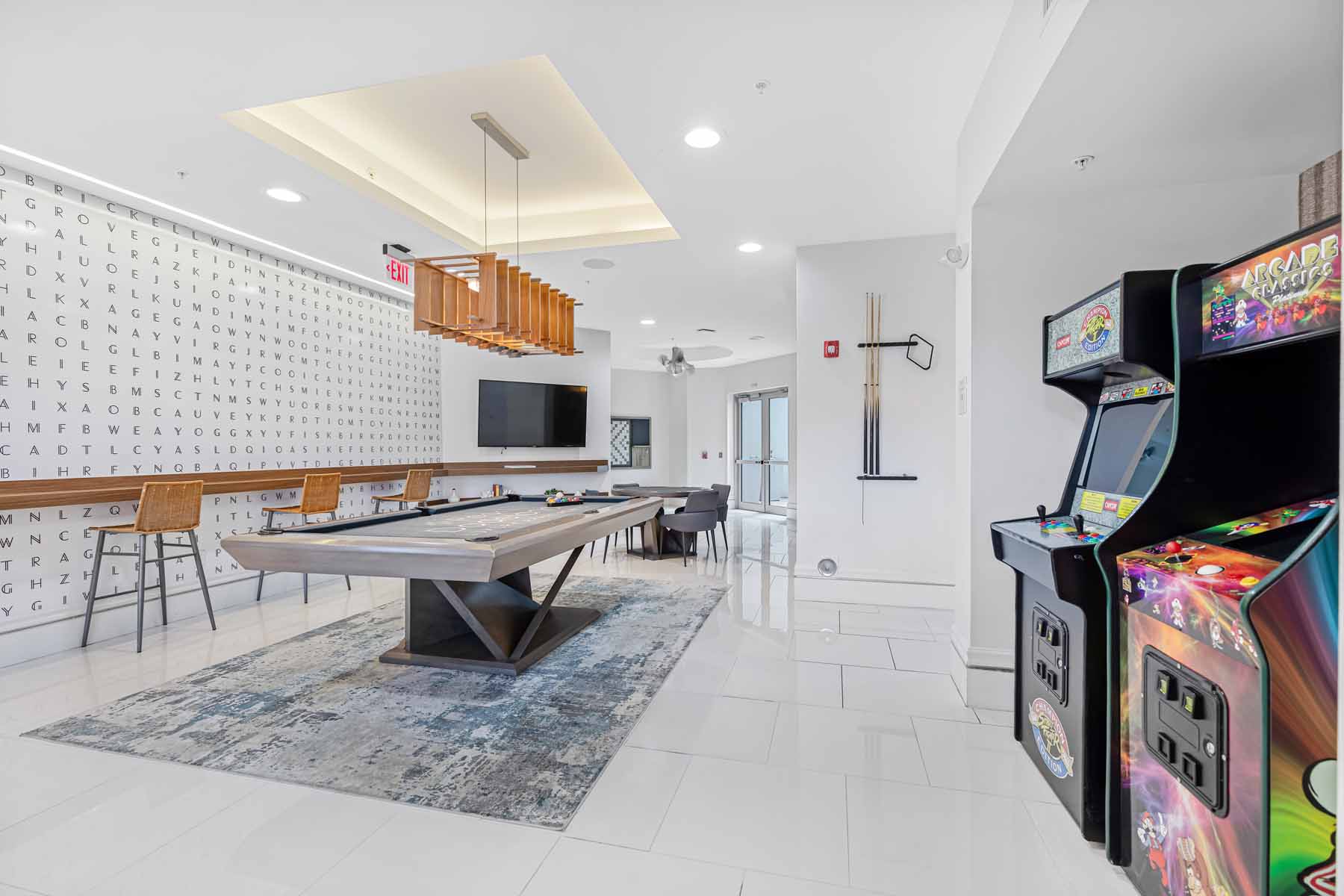 Pearl Dadeland Amenities