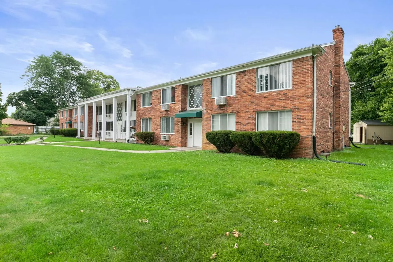 Potomac Village Apartments Exterior