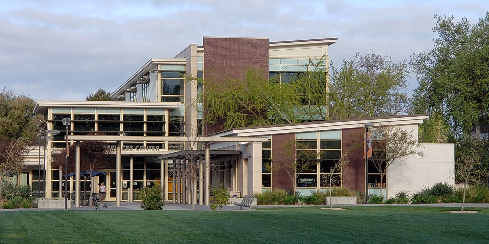Primero Grove Student Apartments exterior