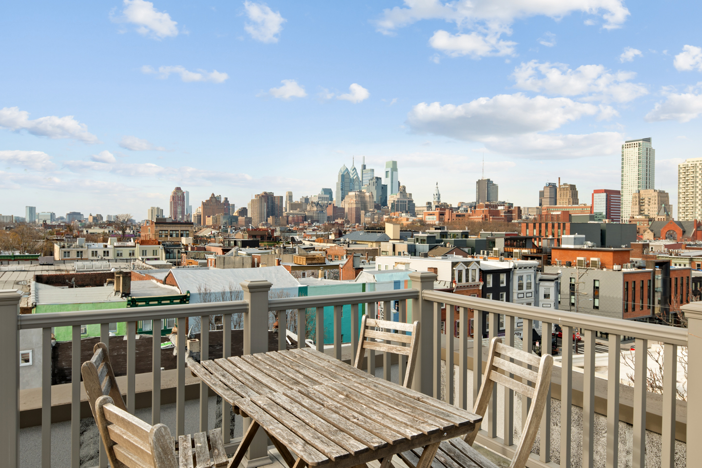 Queen Village Lofts Amenities