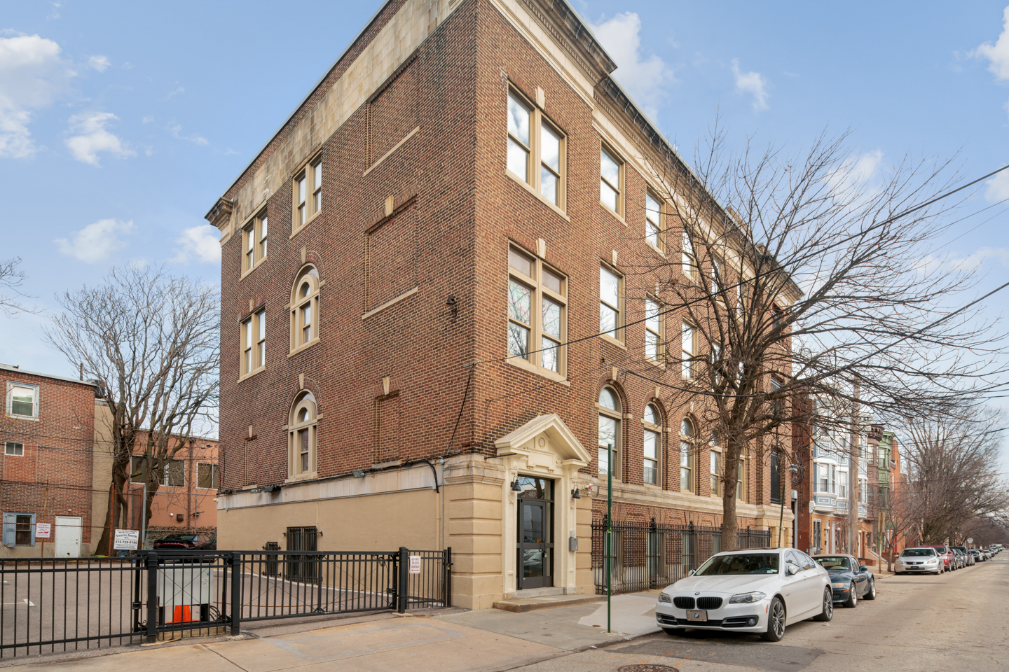 Queen Village Lofts Exterior