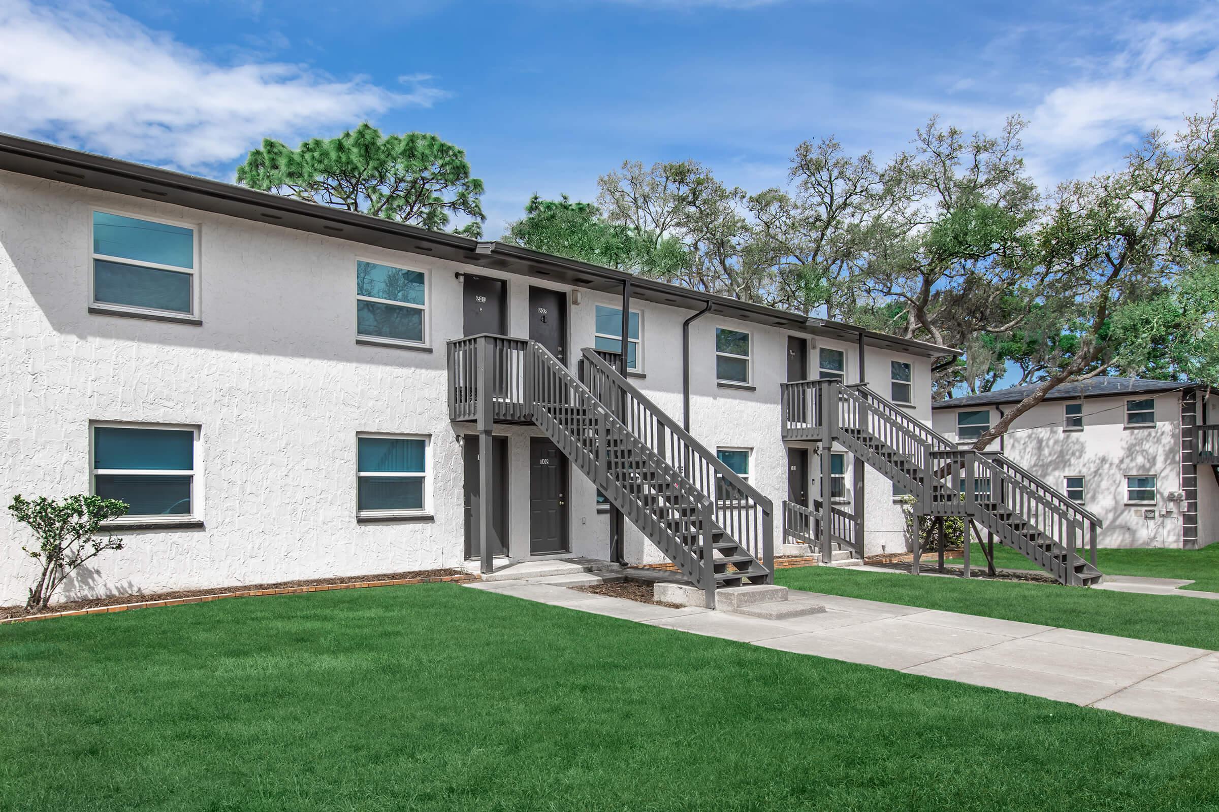 Raintree Park Exterior