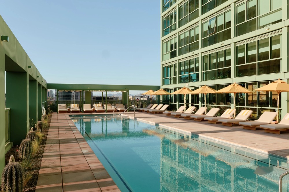 Ray Phoenix Amenities