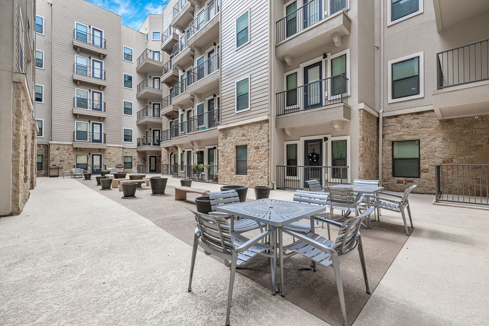 Regents West at 26th Exterior