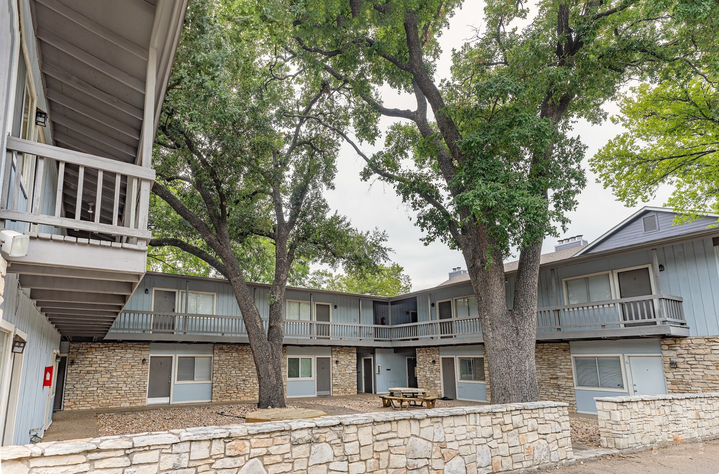 Rio Grande Square Exterior