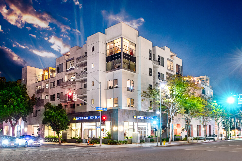 Riva Santa Monica Amenities