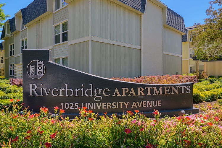 Riverbridge Apartments Exterior