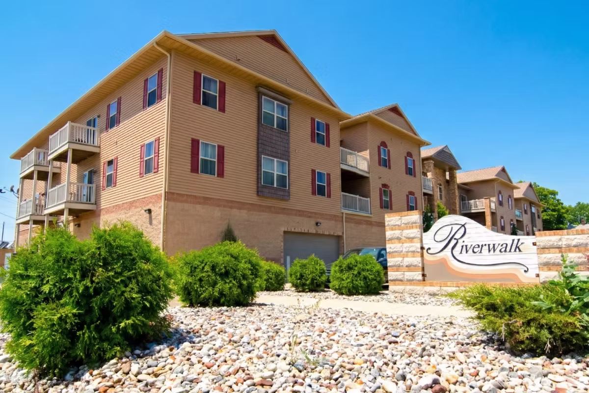 Riverwalk Apartments exterior