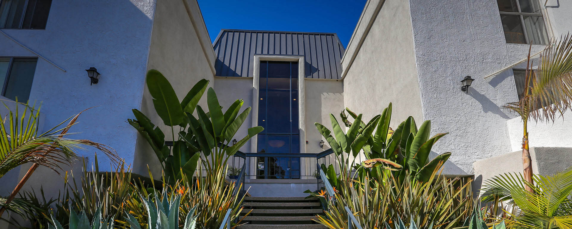 Rose Apartments Exterior