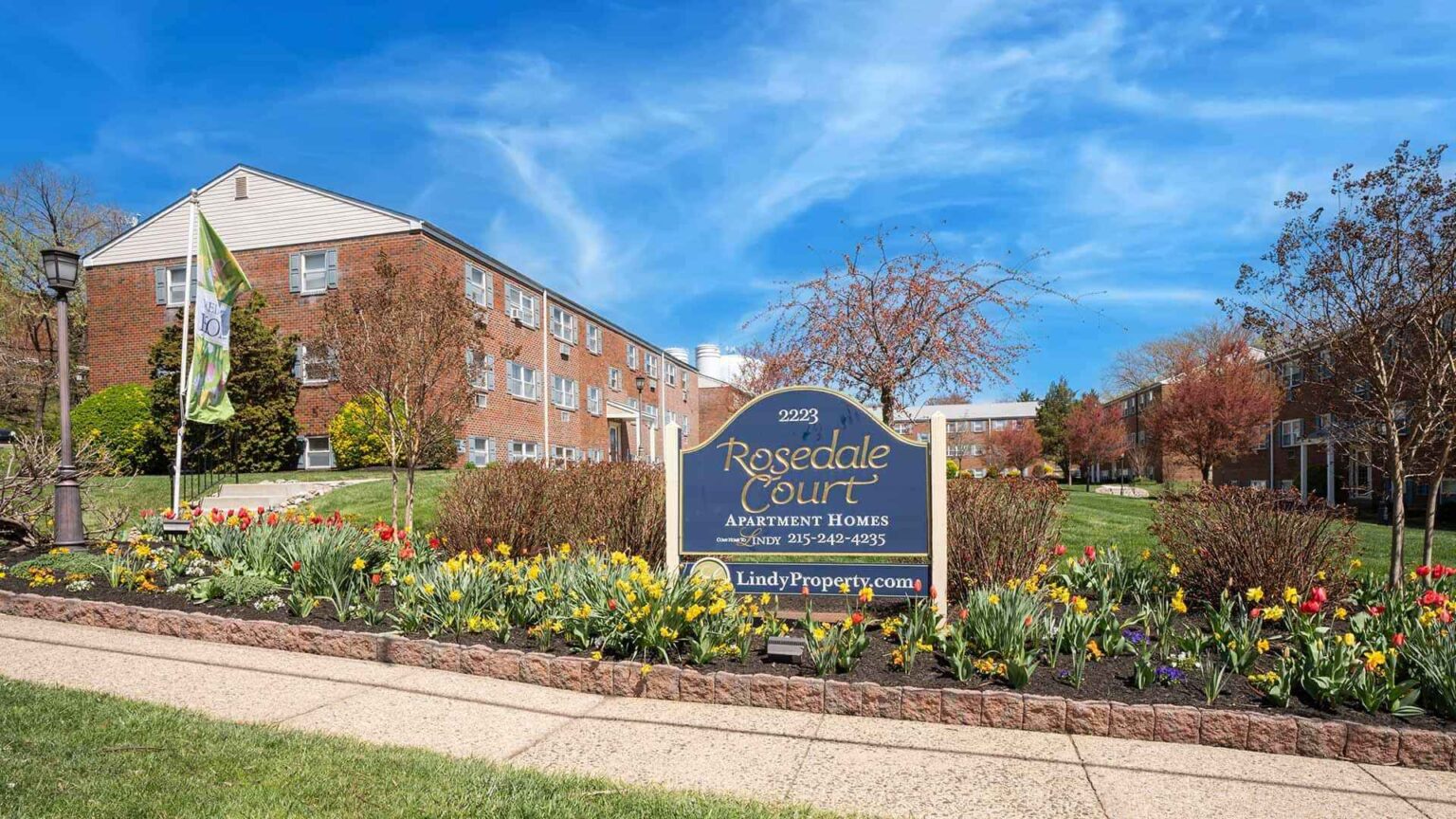 Rosedale Court Apartments exterior