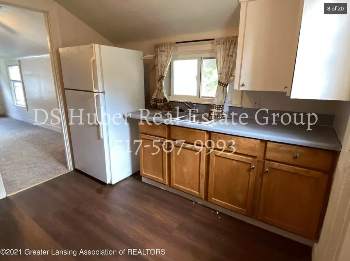 Roselawn Apartments Lansing Amenities