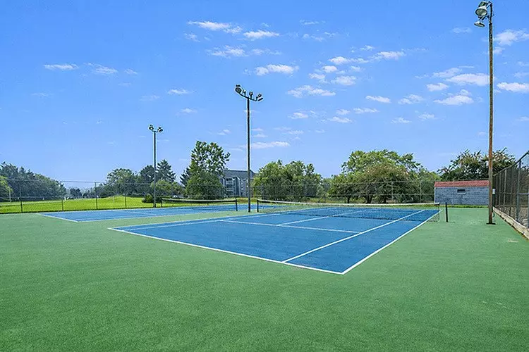 Runaway Bay Apartments Amenities