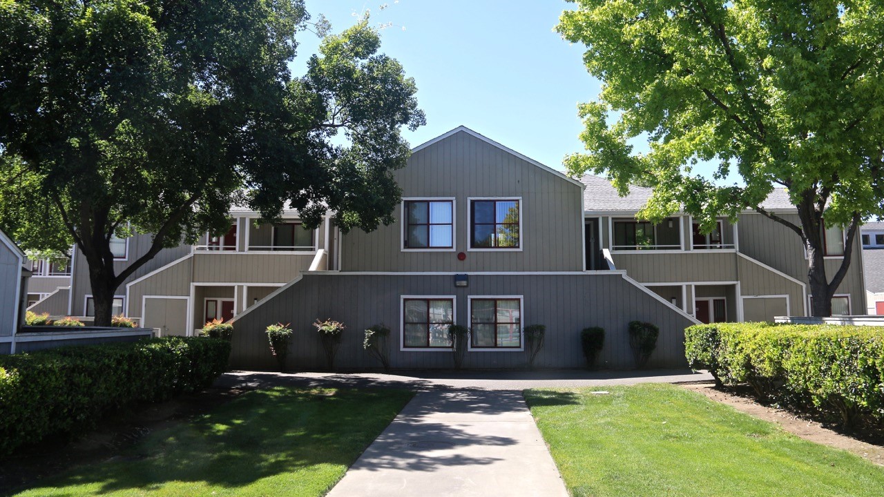 Russell Park Apartments exterior