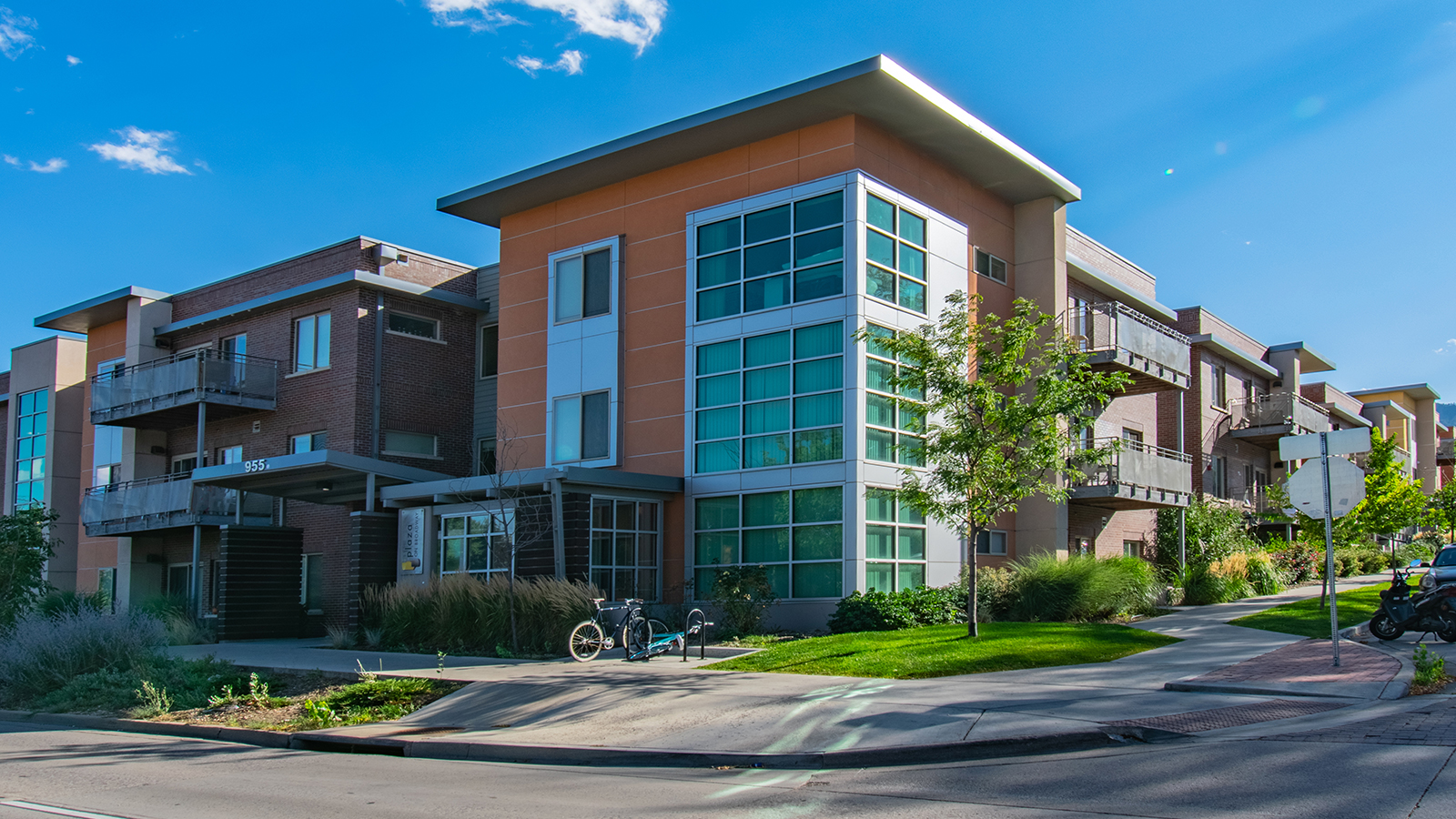 Saga Boulder exterior