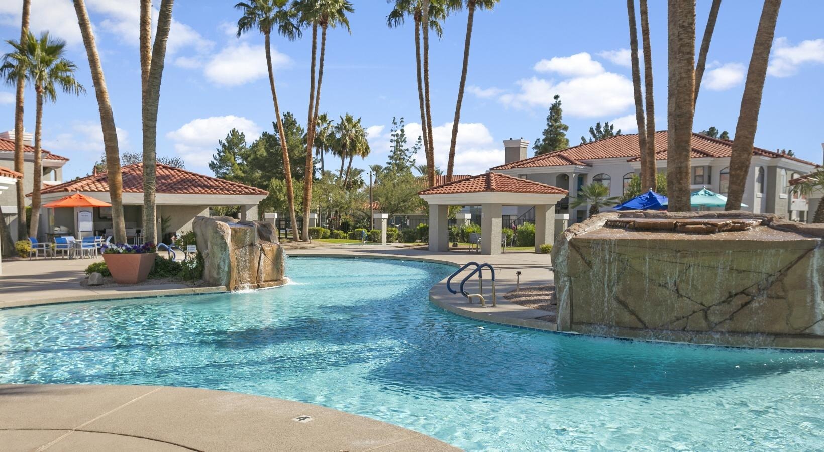 San Melia exterior