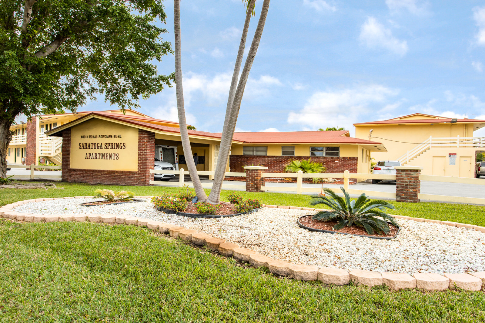 Saratoga Springs Apartments Amenities