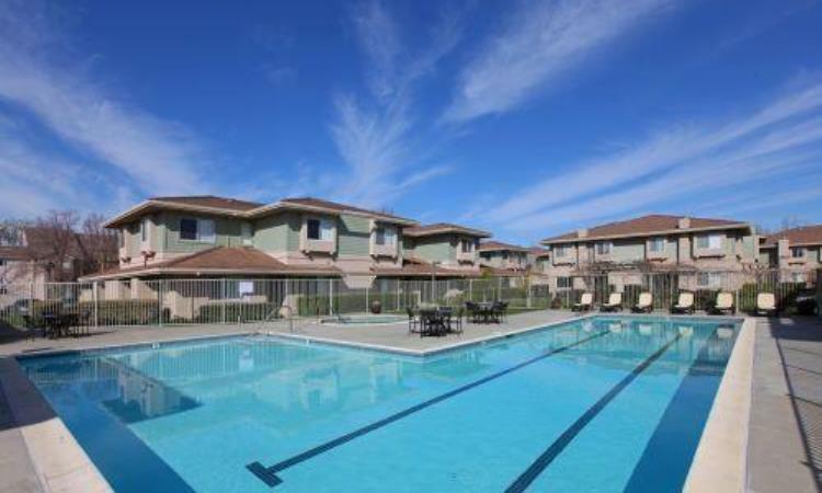 Saratoga West Apartments exterior