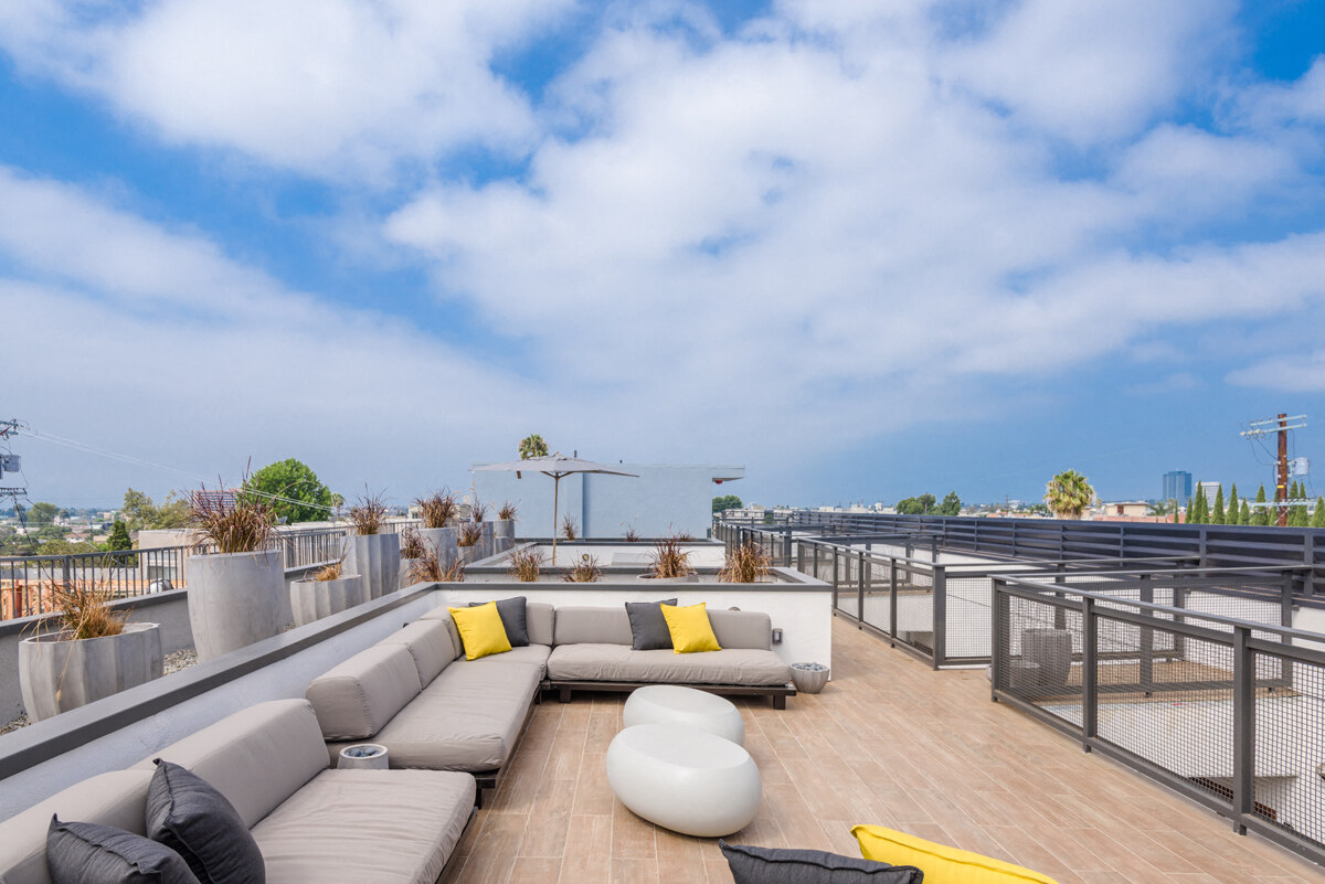 Sawtelle Pearl by Wiseman Amenities