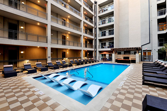 SkyHouse Austin Exterior