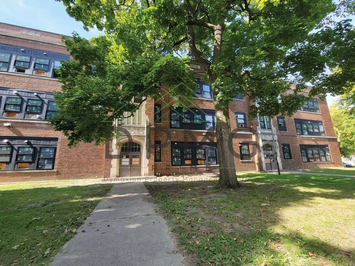 South Holmes Street Apartments 1030 Unit 102 Amenities