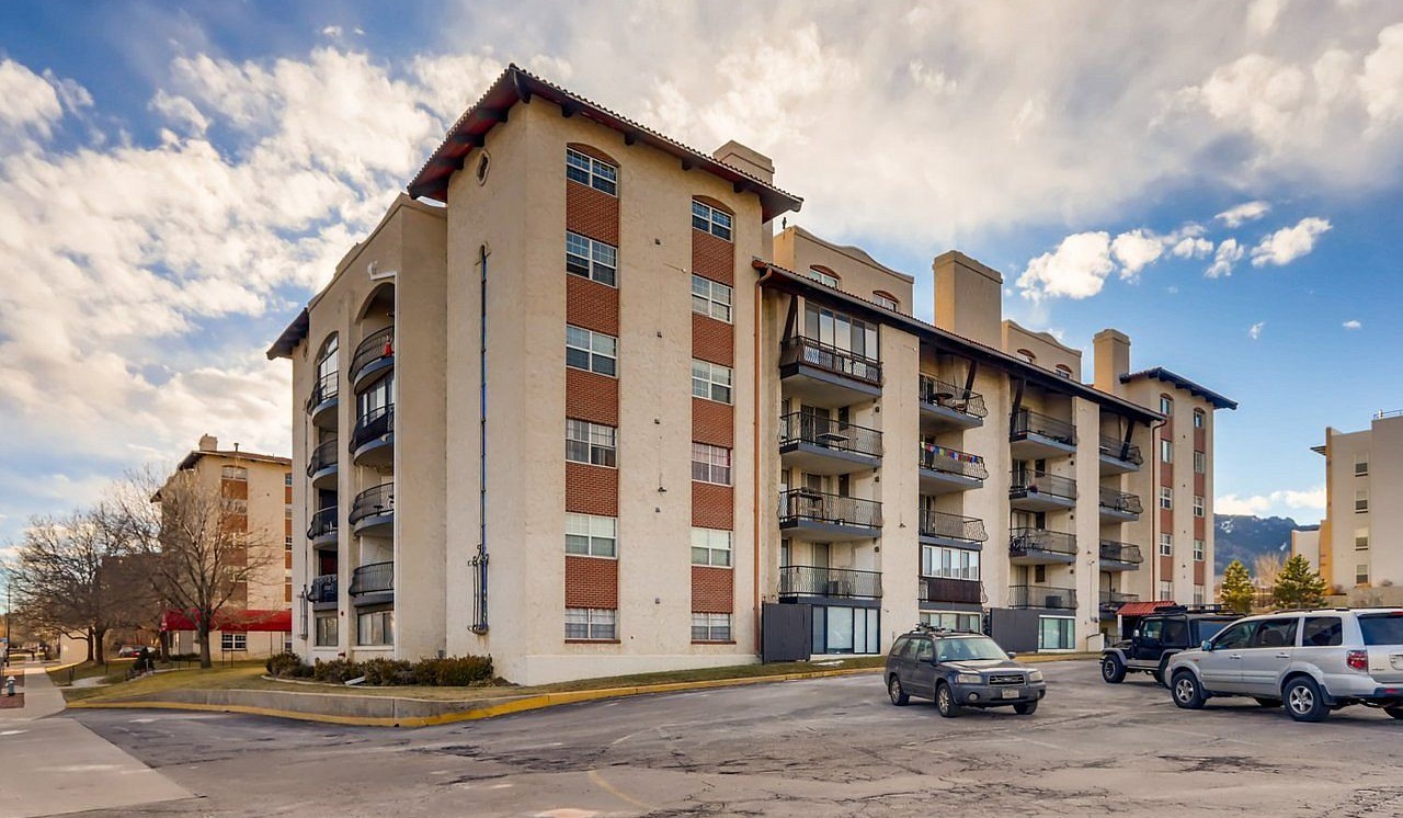 Spanish Towers exterior